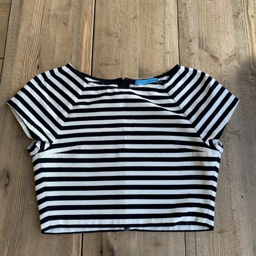 Alice Olivia Connelly Black White Crop Top S - Picture 3 of 9